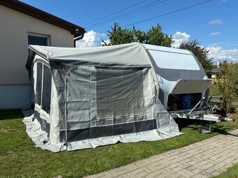 Karavan Weinsberg + mover,předstan - 3