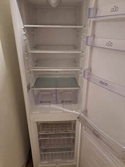 Starší lednice - 3