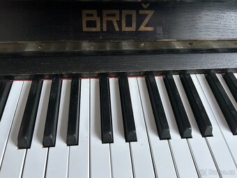 Klavír - 3