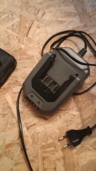 LUX-TOOLS 1 PowerSystem Akumulátor+nabíječka - 3