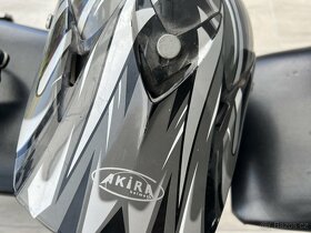 Přilba na motorku - 3