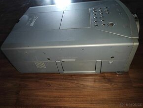 Profesionální projektor Canon LV-7525 - 3