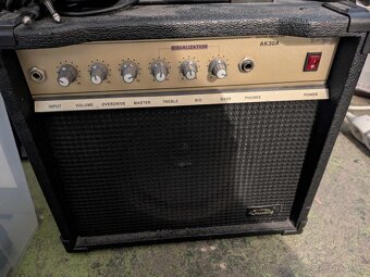 Ibanez GRG170DX, Soundking AK30A, - 3