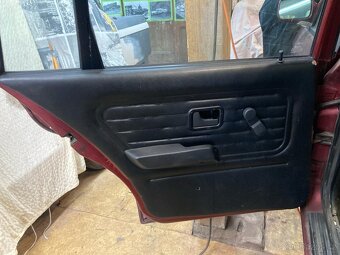 BMW E30 výplně dveří - 3