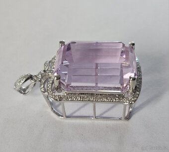 DIAMANTOVÝ PŘÍVĚSEK KUNZIT 36.64ct. BRILIANTY 0.30ct. TOP - 3