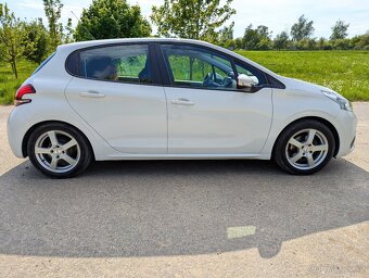 Peugeot 208, 1. Majitel v ČR. Pure Tech 1,2, 31000 Km - 3