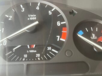 BMW E36 Tachometr - 3