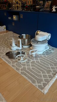 Prodám kuchyňský robot bosch CNUM5ST - 3