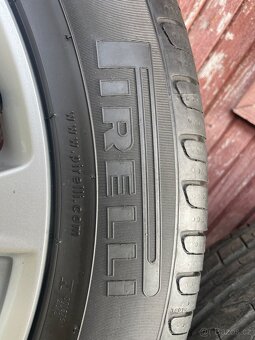Pneu 255/55 R19 - 3