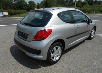 Peugeot 207 1,4 54 kW KLIMA Serviska benzín - 3