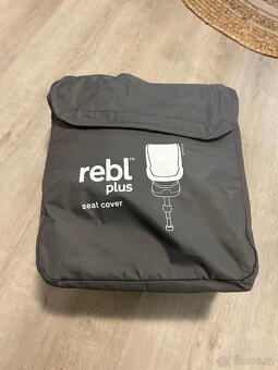 Nuna Rebl Plus - dětská autosedačka - 3