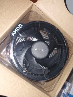 AMD Ryzen 5 1600X + základní chladič k Ryzen 3 - 3