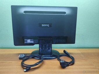 22" FullHd Benq s kompletní kabeláží - 3