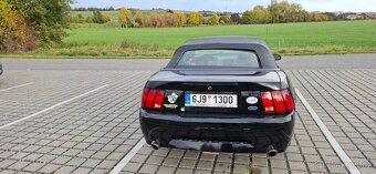 Ford mustang - 3