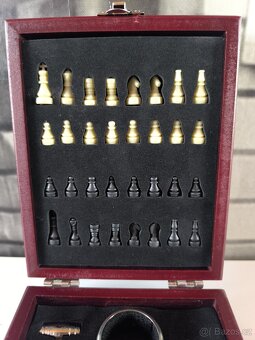 Šachy + sada na víno v dárkové krabičce - 3