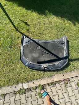 Kapota VW Passat B6 LC9X - 3