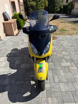 Yamaha 250 xmax skutr - 3