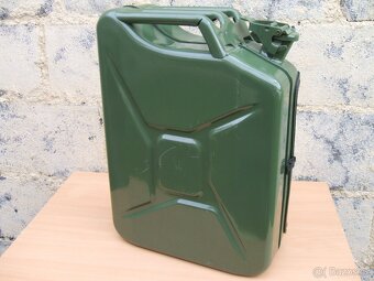 Kanystr 20 l schránka - rarita - 3