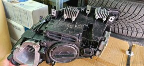 BMW 5 F10 F11 xenon - 3