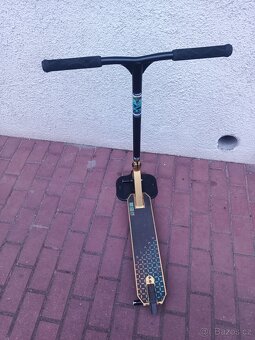 Freestyle koloběžka SLAMM - 3