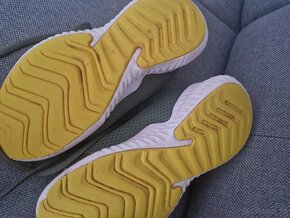 Běžecké boty ADIDAS RUNFALCON 2.0 PC:1499Kč vel.35 - 3