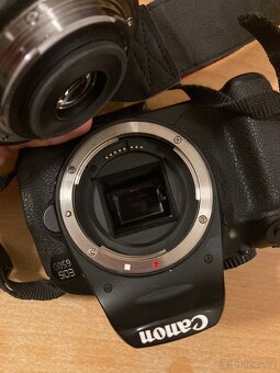Fotoaparát Canon 650D, Objektiv 18-135mm - 3