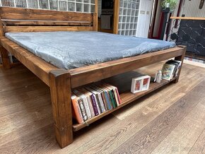 Masivní, postel 180 x 200 NOVÁ, rošt, vyšší sed - 3