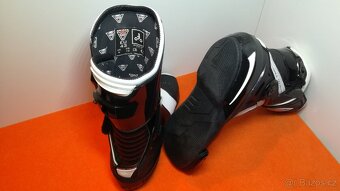 NOVE Motoboty vel.43 - 3