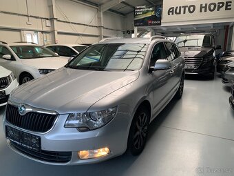 Škoda Superb combi 2.0 TDI Elegance r.v.2010 - 3