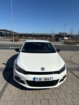VW Scirocco , SPECIAL WHITE -TEAM. Nízký nájezd km - 3