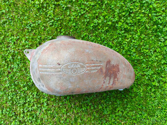 Jawa 250, 350 Kývačka, Panelka - nádrž - pěkná - 3