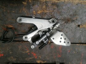 Yamaha R6 2000 díly - 3