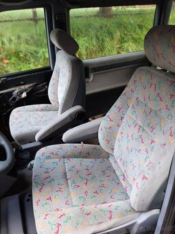 Mercedes Vito W639 2.2 CDI manuál - 3