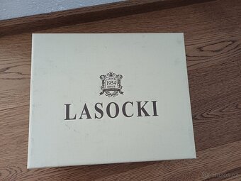 Nové pantofle kožené vel.37 - 3