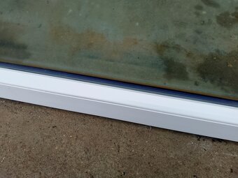 Plastové fixní okno 84 x 225 cm doprava - 3