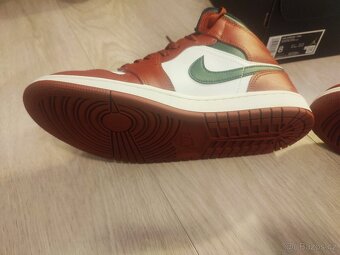 TENISKY NIKE JORDAN 1 - 3