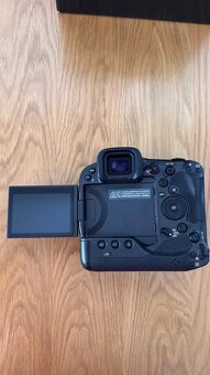 Canon EOS R3 - 3