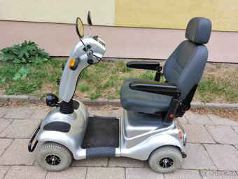 Čtyřkolový elektrický invalidní skútr MEYRA - 3