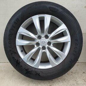 Originální Alu kola Kia Sorento 18" 5x114,3, pěkné Good Year - 3