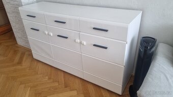 Komoda ATTAC - bílý lesk - 3