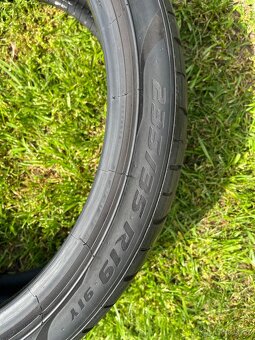 235/35 r19 letni pneu 2ks Pirelli Pzero - 3