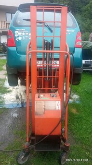 Vysokozdvižný vozík 380 V11000 - 3