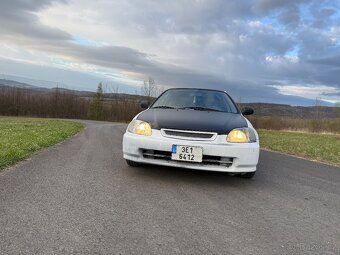 Honda Civic 6G - 3