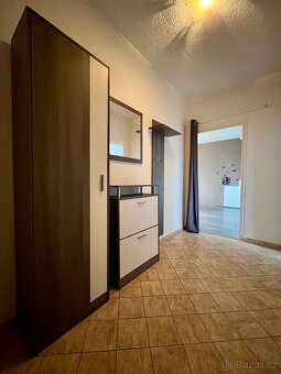Pronájem bytu 2+1, 55 m² – Lužec nad Vltavou - 3