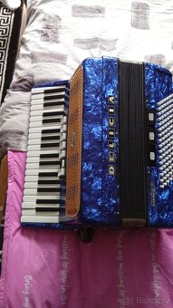 Dobrý den prodám akordeon znač DELÍCIA carmen lll - 3