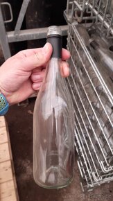 Prodám prázdné lahve od vína 0,75l - 3