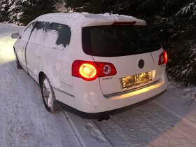 VW PASSAT B6 3C Náhradní díly - 3
