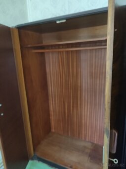 Starožitná skříň - 3