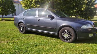 Škoda Octavia 2  1.6 FSI - 3