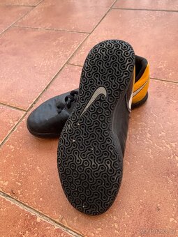 Sportovní boty Nike velikost UK 4 - 3